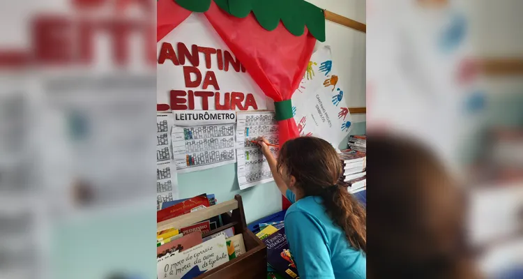 Educandos têm espaço próprio para registro dos títulos lidos.