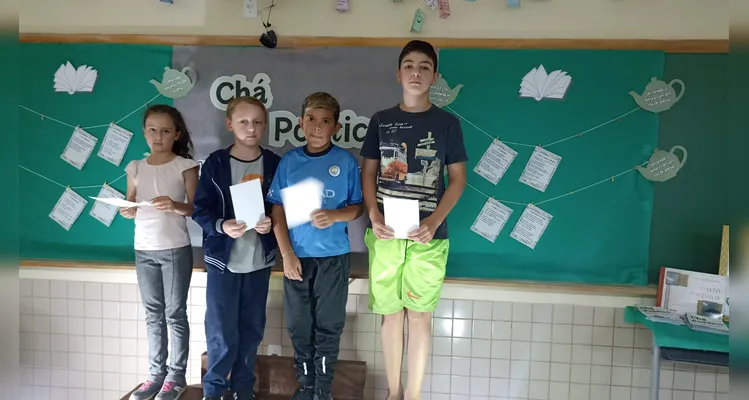 Confira a série de registros do amplo trabalho em sala de aula.