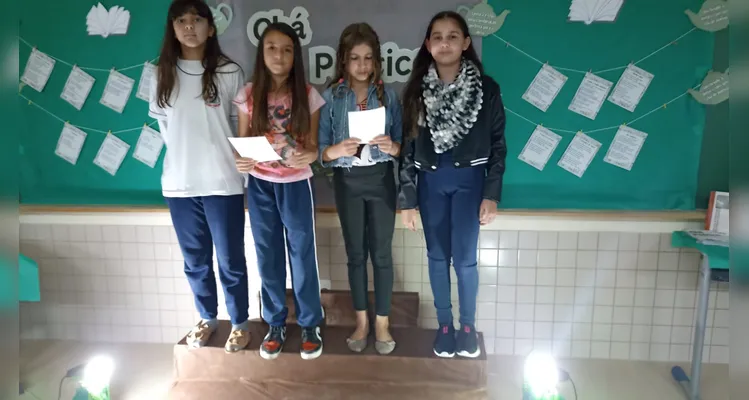 Confira a série de registros do amplo trabalho em sala de aula.