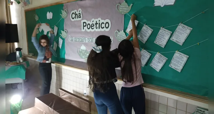 Confira a série de registros do amplo trabalho em sala de aula.