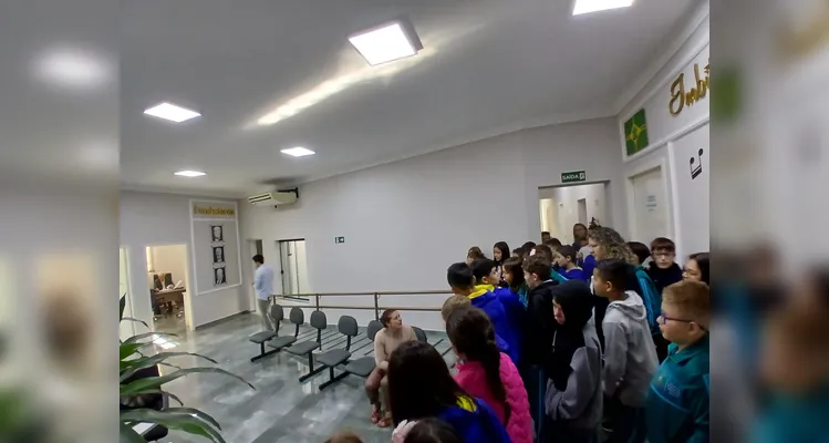 Veja a galeria de registros dos educandos nas duas saídas a campo junto ao trabalho democrático.