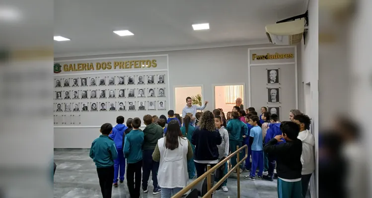 Veja a galeria de registros dos educandos nas duas saídas a campo junto ao trabalho democrático.