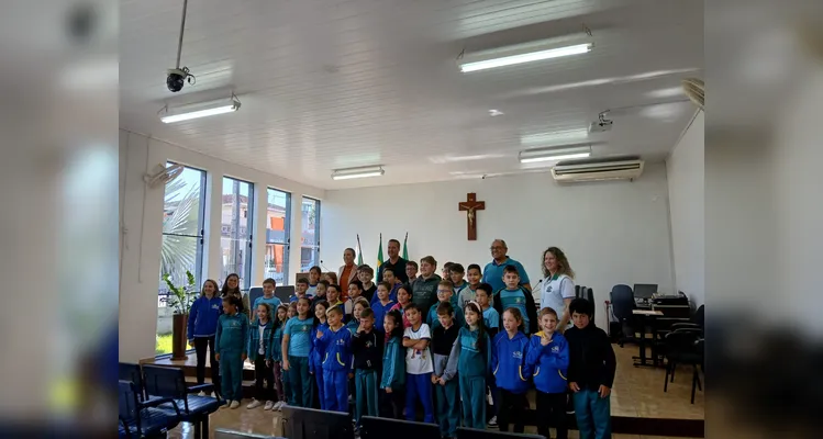 Veja a galeria de registros dos educandos nas duas saídas a campo junto ao trabalho democrático.
