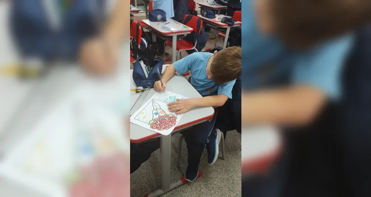 Veja as fotos da apresentação e trabalhos em sala de aula.