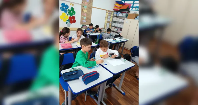 Educandos puderam realizar série de ações em sala de aula.