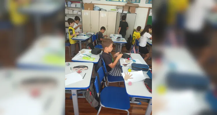 Educandos puderam realizar série de ações em sala de aula.