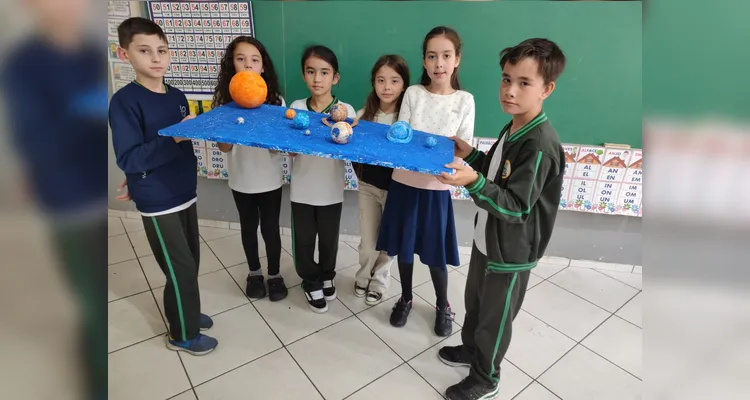 Diversos momentos, teóricos e práticos, foram aplicados na 'aula astronômica'.