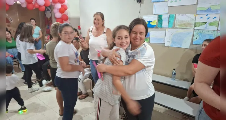 Confira a série de registros dos educandos no amplo trabalho.