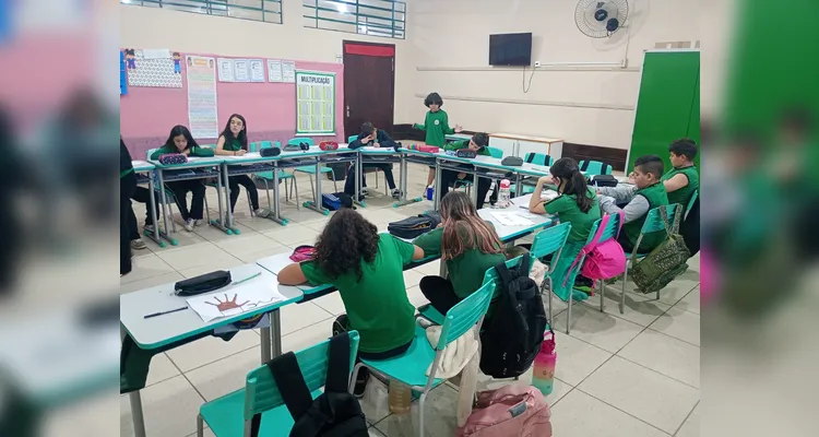 Produções em sala foram ponto alto do trabalho sobre conteúdo histórico.
