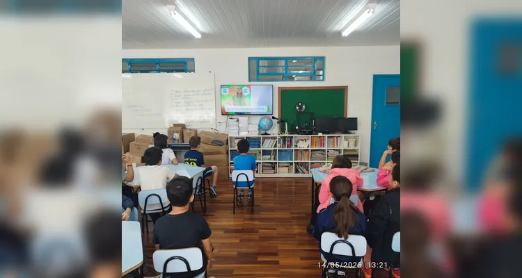 Veja registros das ações em casa e na instituição de ensino sobre a proposta da videoaula.