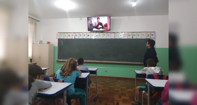 Diversificados tópicos foram abordados em sala de aula.