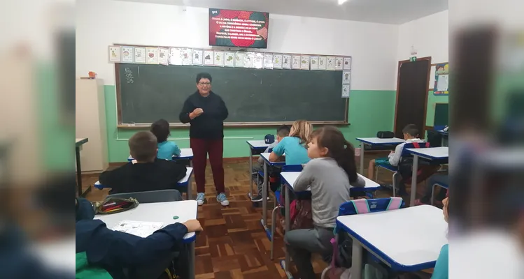 Diversificados tópicos foram abordados em sala de aula.