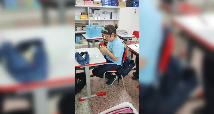 Veja a série de registros do trabalho em sala de aula.