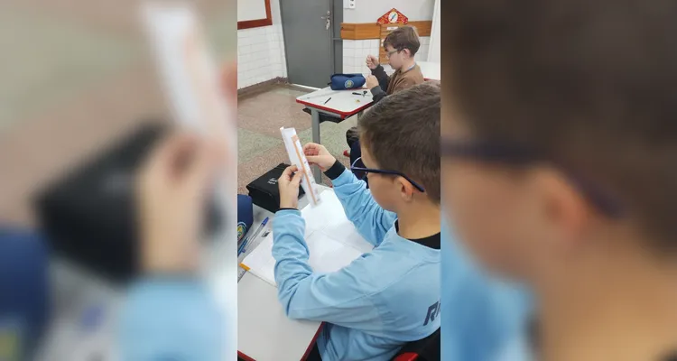 Veja a série de registros do trabalho em sala de aula.