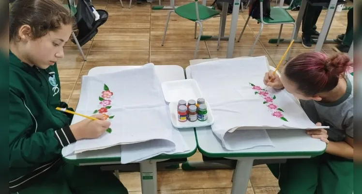 Confira os registros do amplo trabalho em sala de aula.