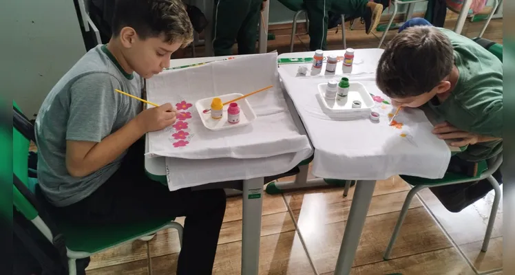 Confira os registros do amplo trabalho em sala de aula.