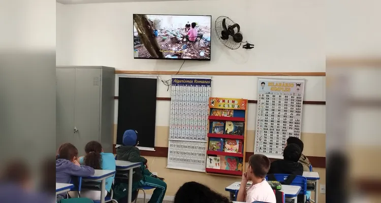 Veja como foi o trabalho e seus vários momentos com os educandos.