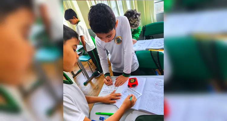 Confira como foi o trabalho dinâmico dos estudantes em sala de aula.
