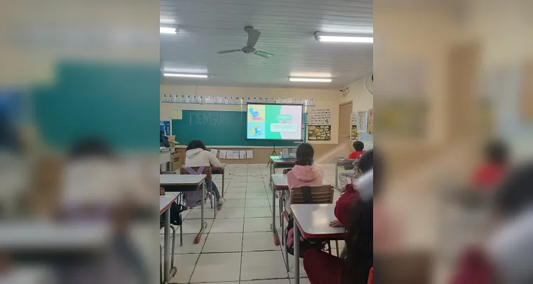 Veja registros do amplo e diversificado trabalho em sala de aula.