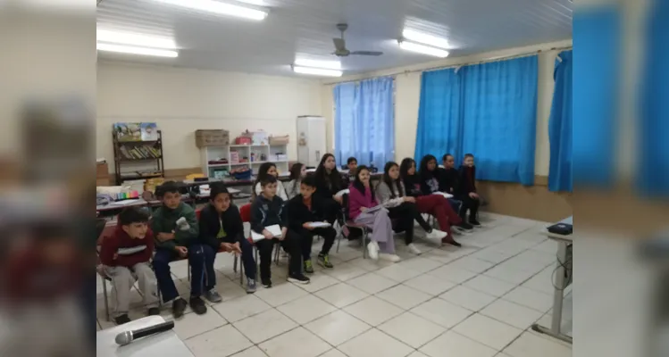 Veja registros do amplo e diversificado trabalho em sala de aula.