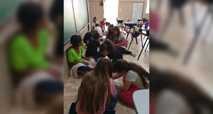 Veja os registros de como os educandos puderam desenvolver trabalhos com a proposta.