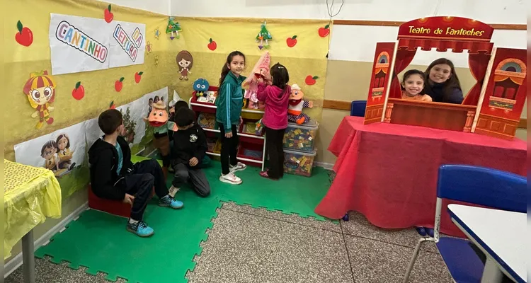 Espaço traz dinamismo à leitura dos educandos.