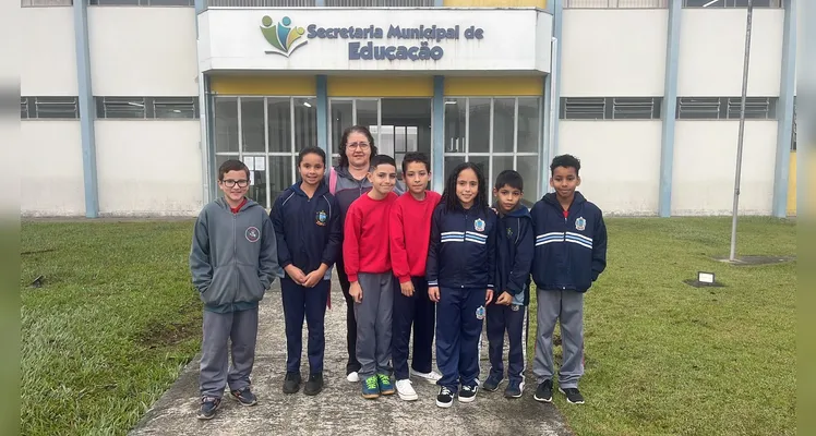 Veja os registros deste encontro entre educandos e a gestora.
