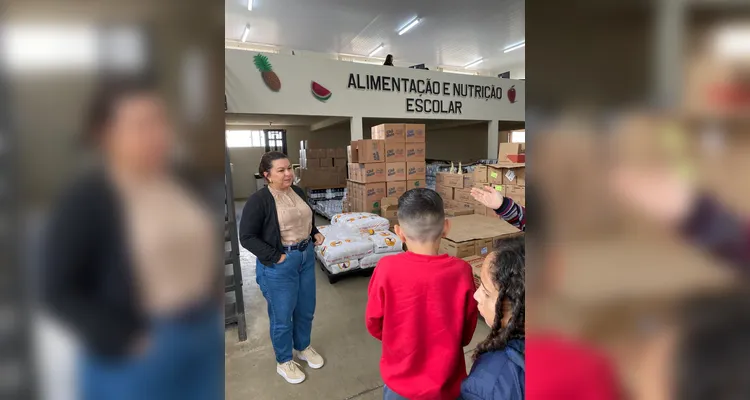 Veja os registros deste encontro entre educandos e a gestora.