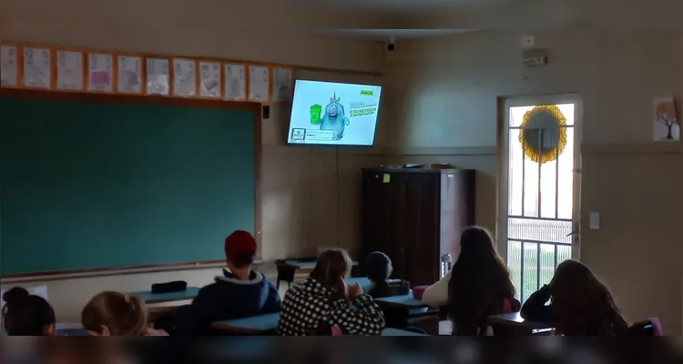 Confira os registros de como foi o trabalho em sala de aula.