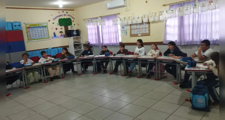 Trabalho em sala de aula foi executado em diversificados momentos, com ampla adesão dos educandos.