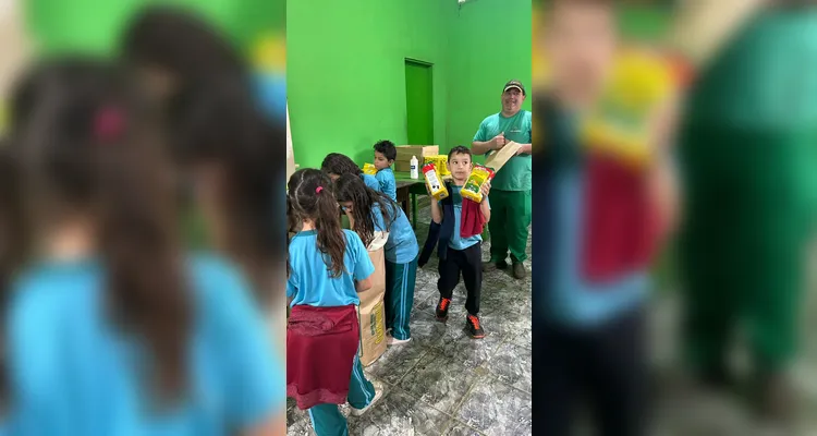 Confira as fotos da visita dos educandos.