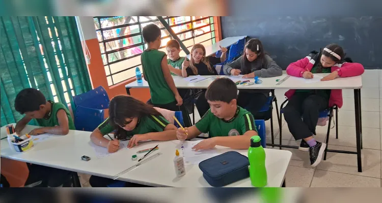 Veja como foram os trabalhos e ações dos educandos em referência ao assunto.
