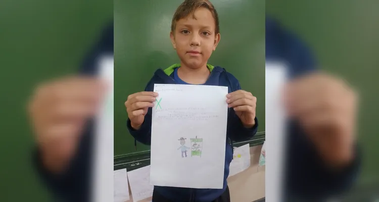 Confira como ficaram as produções dos educandos.