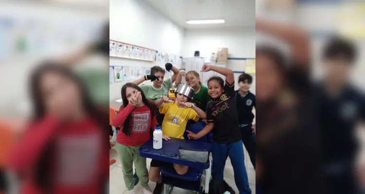 Confira a série de registros do amplo trabalho em sala de aula.