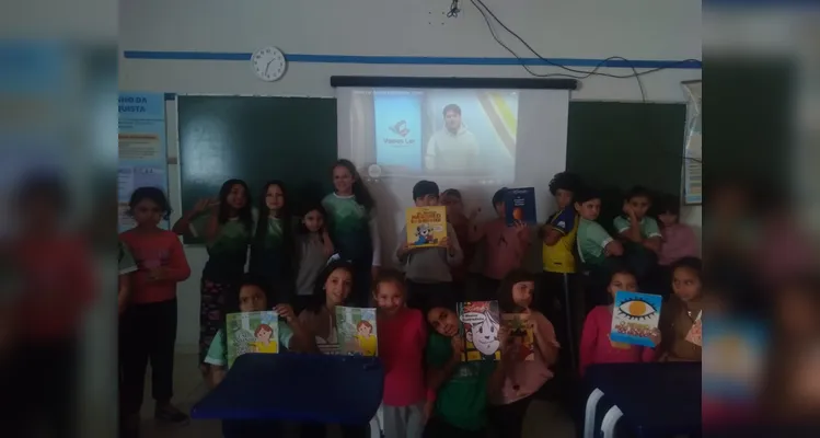Confira a série de registros do amplo trabalho em sala de aula.