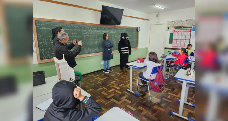 Confira os registros do encontro e diversificado trabalho sobre a dengue em sala de aula.