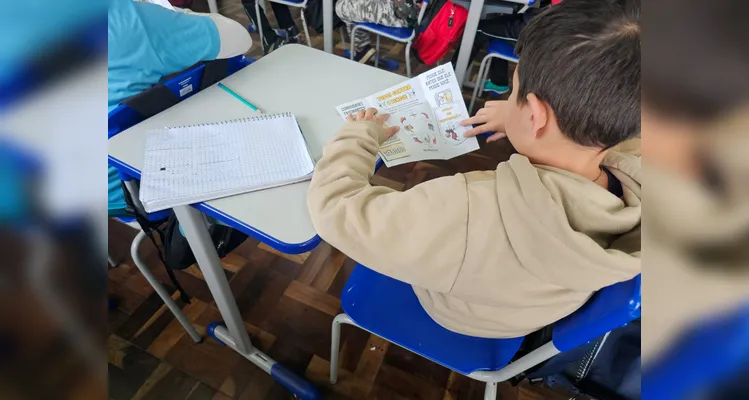 Confira os registros do encontro e diversificado trabalho sobre a dengue em sala de aula.