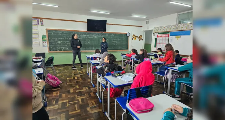 Confira os registros do encontro e diversificado trabalho sobre a dengue em sala de aula.