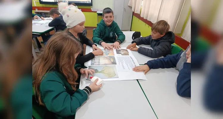 Confira os registros do amplo trabalho literário desenvolvido em sala de aula.