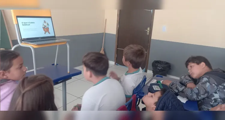 Educandos puderam extrair conceitos importantes sobre questões ambientais.