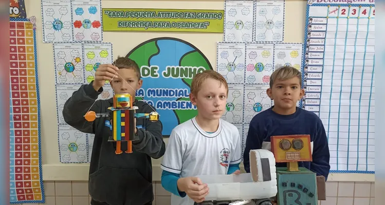 Trabalho contou com diversificados momentos em sala de aula, convergindo para práticas ambientais.