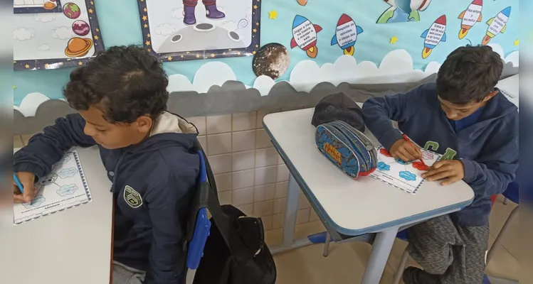 Trabalho contou com diversificados momentos em sala de aula, convergindo para práticas ambientais.