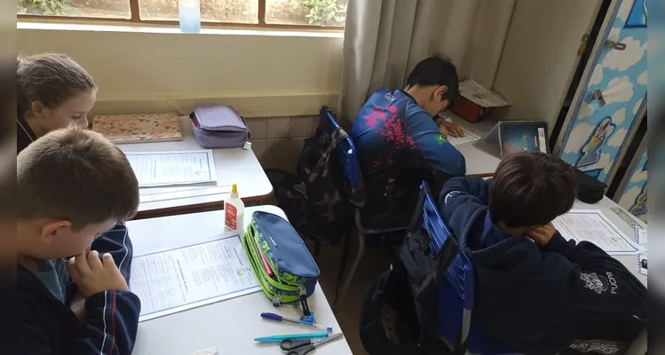 Trabalho contou com diversificados momentos em sala de aula, convergindo para práticas ambientais.