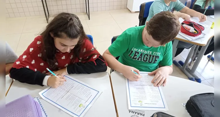 Trabalho contou com diversificados momentos em sala de aula, convergindo para práticas ambientais.