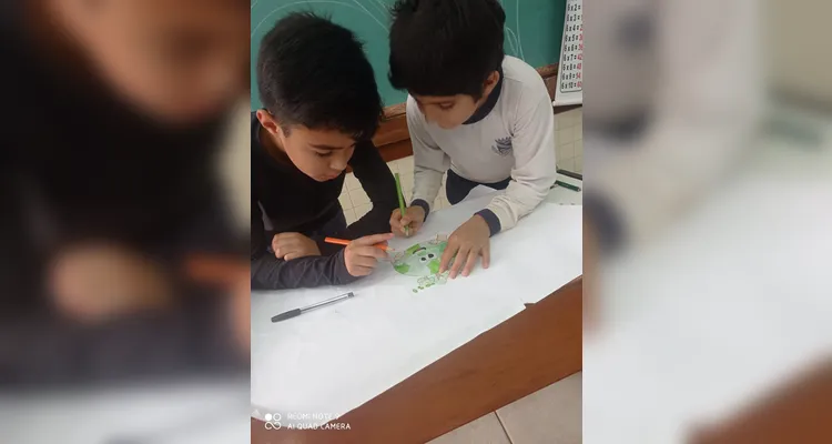 Trabalho diversificado em sala de aula movimentou educandos.