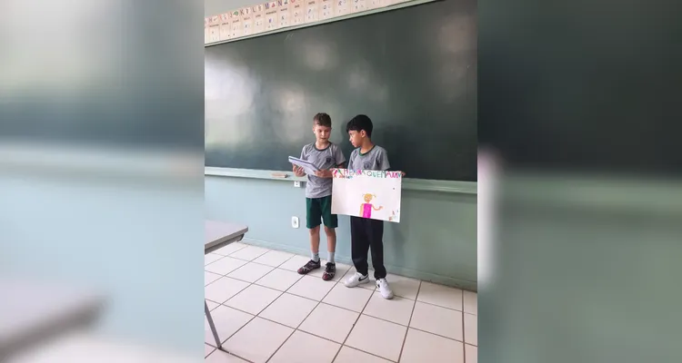 Produções ajudaram alunos a fixarem conteúdos linguísticos.