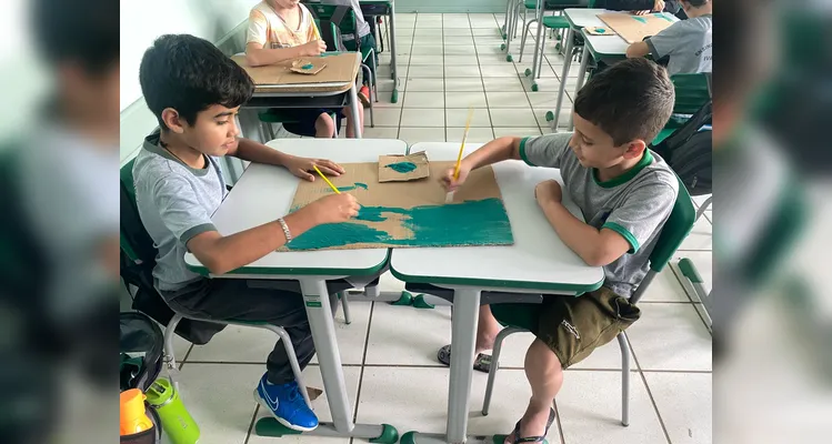 Veja os registros da ação sustentável em sala de aula.