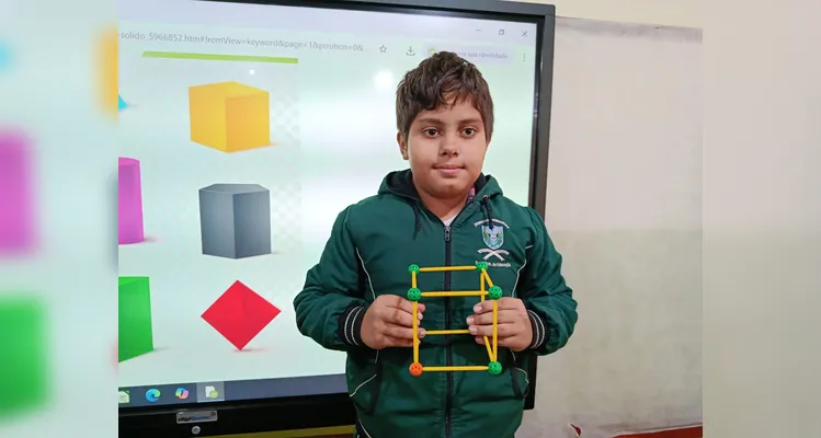 Confira os registros do trabalho em sala de aula.