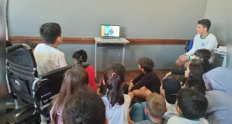 Educandos puderam imergir na ampla proposta em sala de aula.