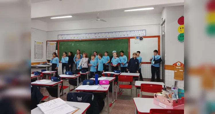 Veja as fotos da apresentação e trabalhos em sala de aula.